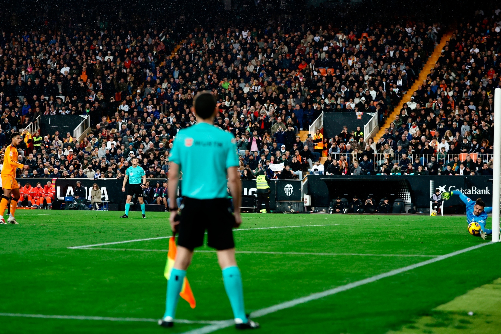 给大家更多 给大家更多